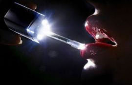 Gloss de Buze, Voulez-Vous - Light Gloss, Efect Cald si Rece, Bubblegum 10 ML